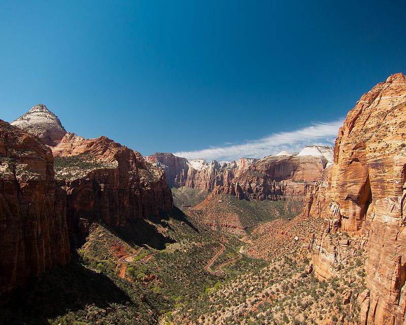 Zion Canyon overlook by Aaron Nuffer