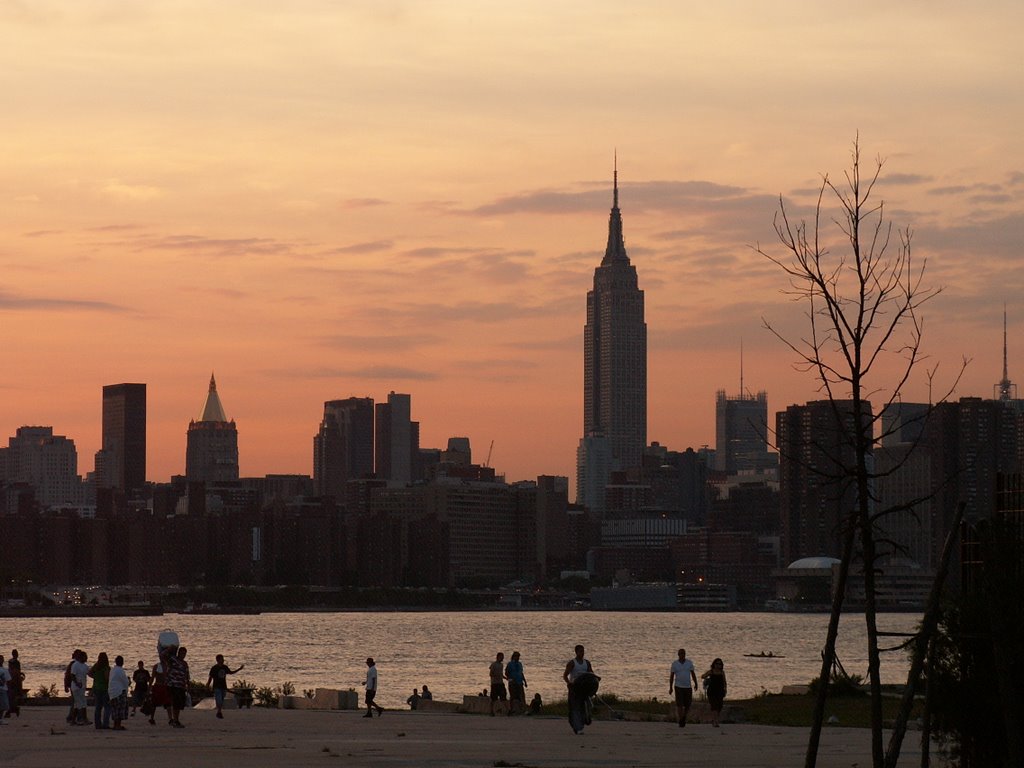 Grilling on the East River by FutureBlake