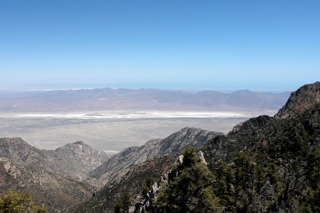 El Diablo, desde San Pedro Martir by Gabriel Angulo Huert…