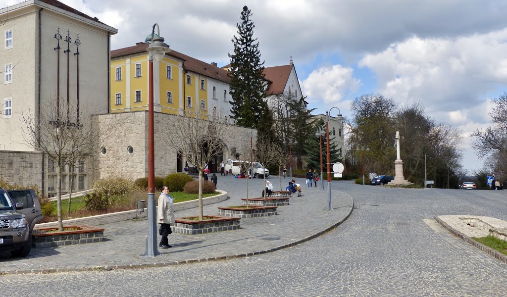 Pannonhalmi Főapátság - a Világörökség része by Dr. Pinczés Sándor