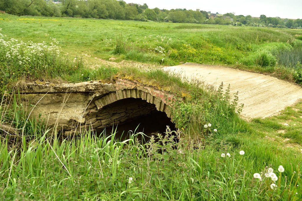 Old bridge over the Cherwell by xodi