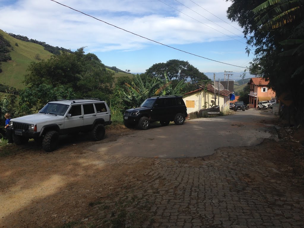 Bairro Marins, SP by Louis M. Horta