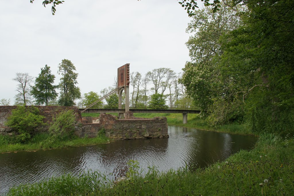 Ved Trøjborg Ruin, 31. maj 2015 by Papkassen save panor…