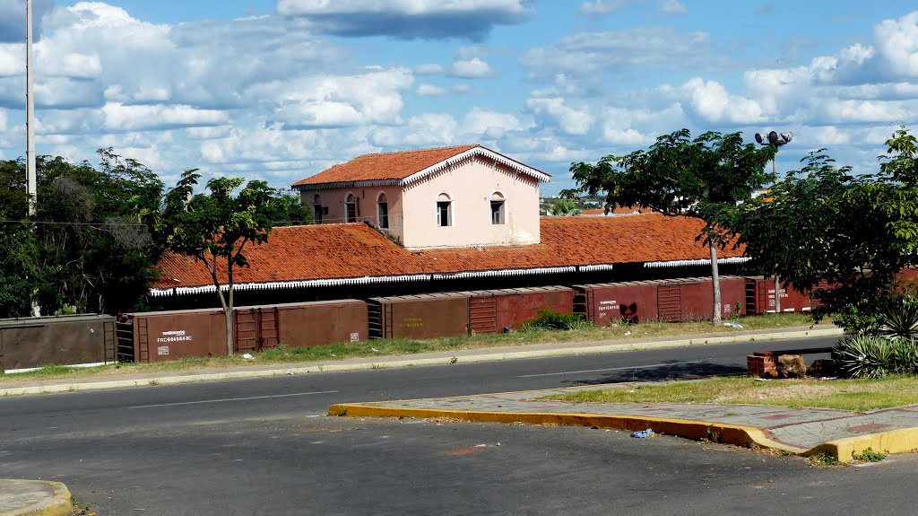 ESTAÇÃO FERROVIÁRIA DE SOBRAL - CEARÁ by ARAGÃO