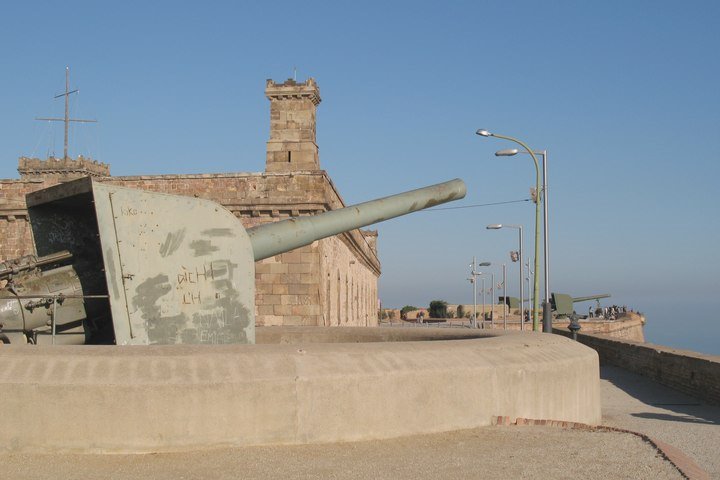 Castillo de Montjuic by Víctor Cespón