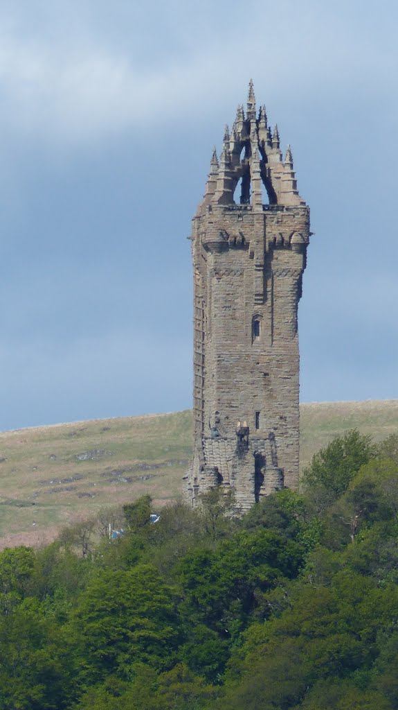 Wallace Monument from Stirling Castle by Eric Noble