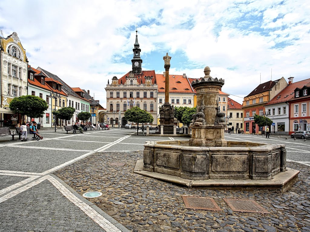 Česká Lípa Městský úřad na nám. TGM by Horst Gryger