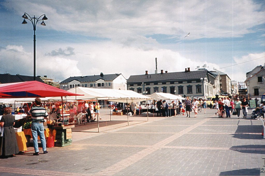 Oulu. Plaza y mercado by maxlasen