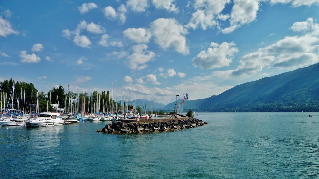 Lac du bourget côté Sud! by alxiskaff