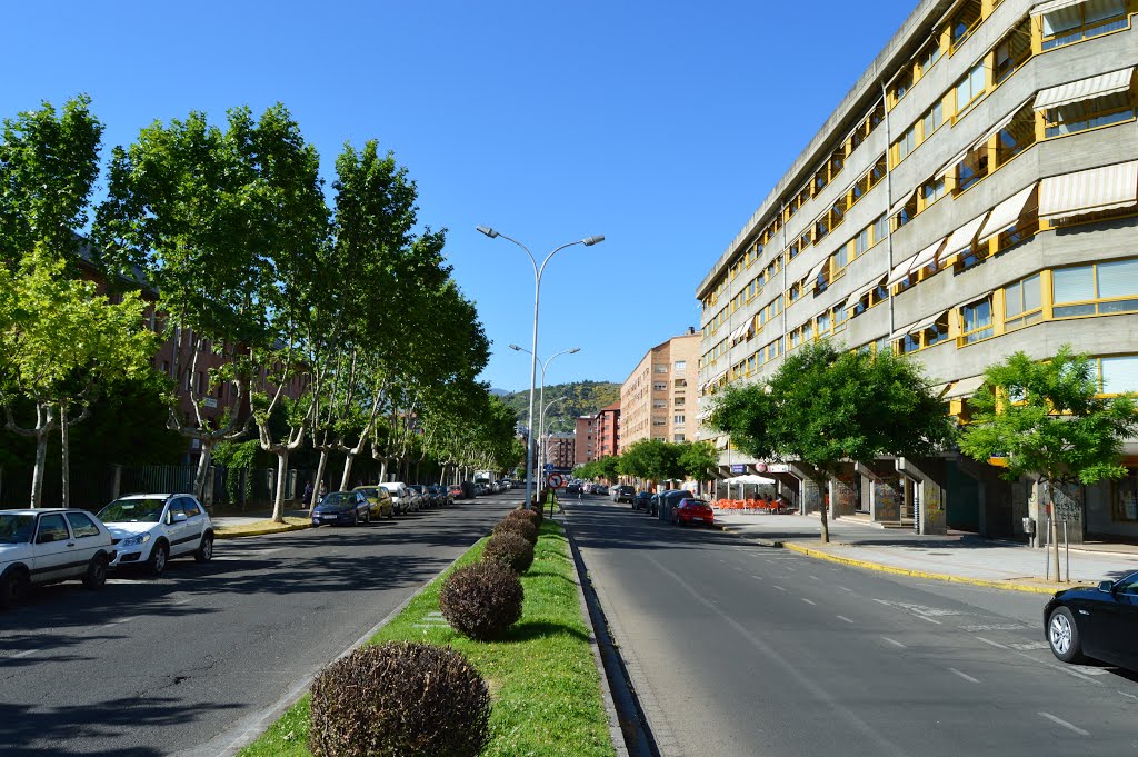 UN PASEO EN PONFERRADA by IsidroFernández