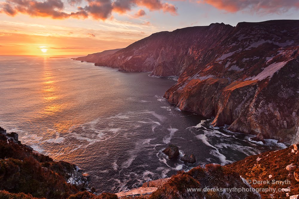 Setting Sun At Slieve League by Derek Smyth