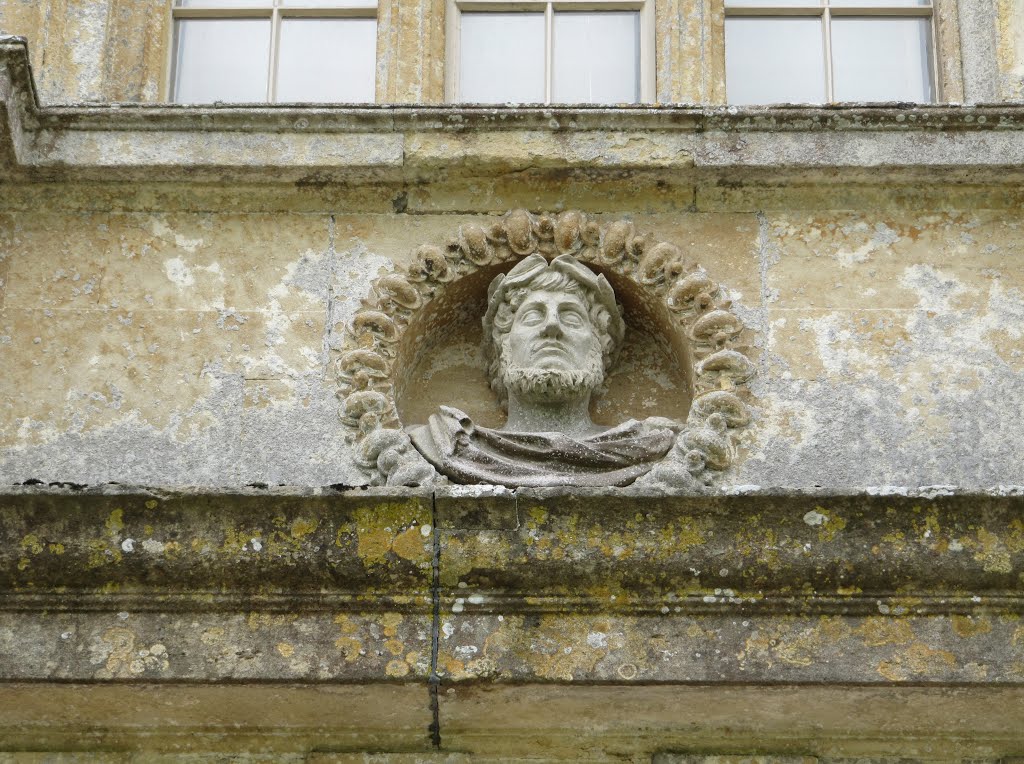 Longleat House, Warminster, Wiltshire by oldchippy