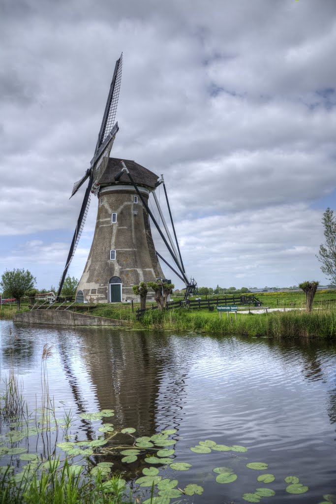 Molen in de polders by Sjeng