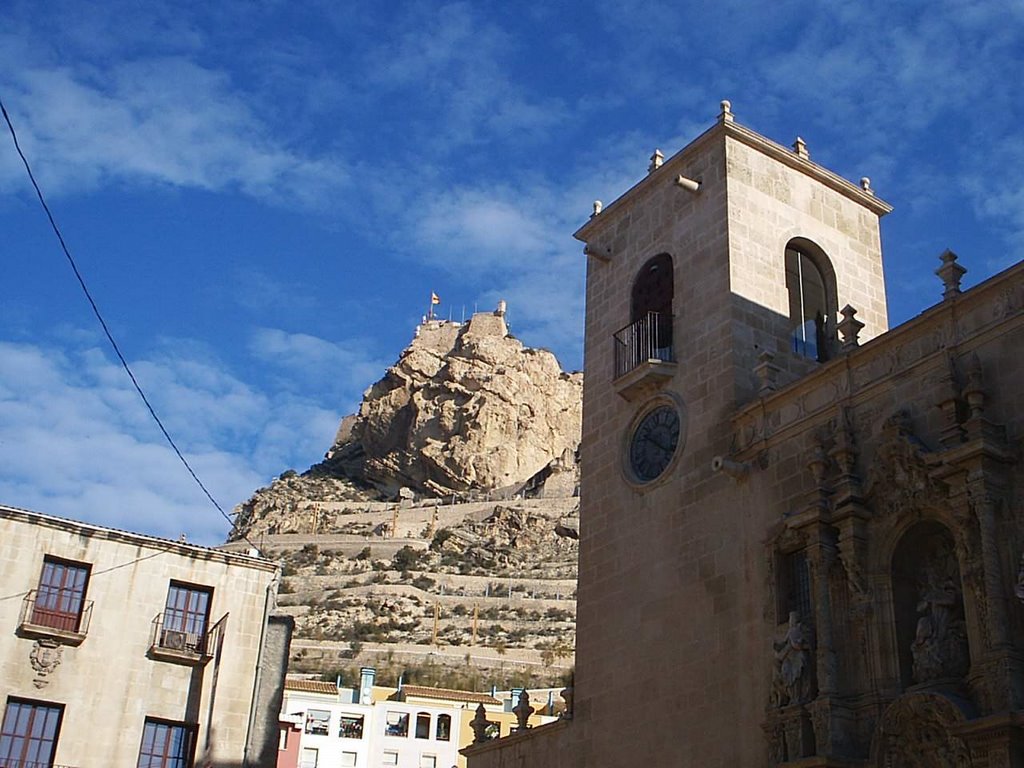 Iglesia y Plaza de Santa María / Alicante by Julio Latorre