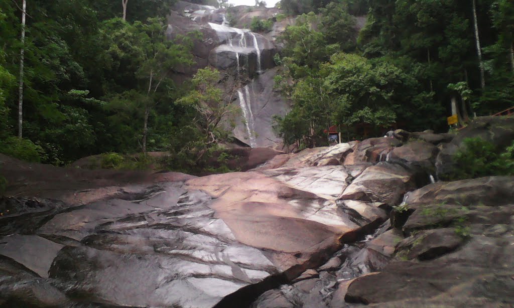 Langkawi, Kedah, Malaysia by Andrew J