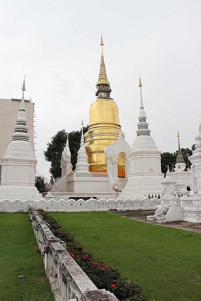 Su Thep, Mueang Chiang Mai District, Chiang Mai, Thailand by keroeshi