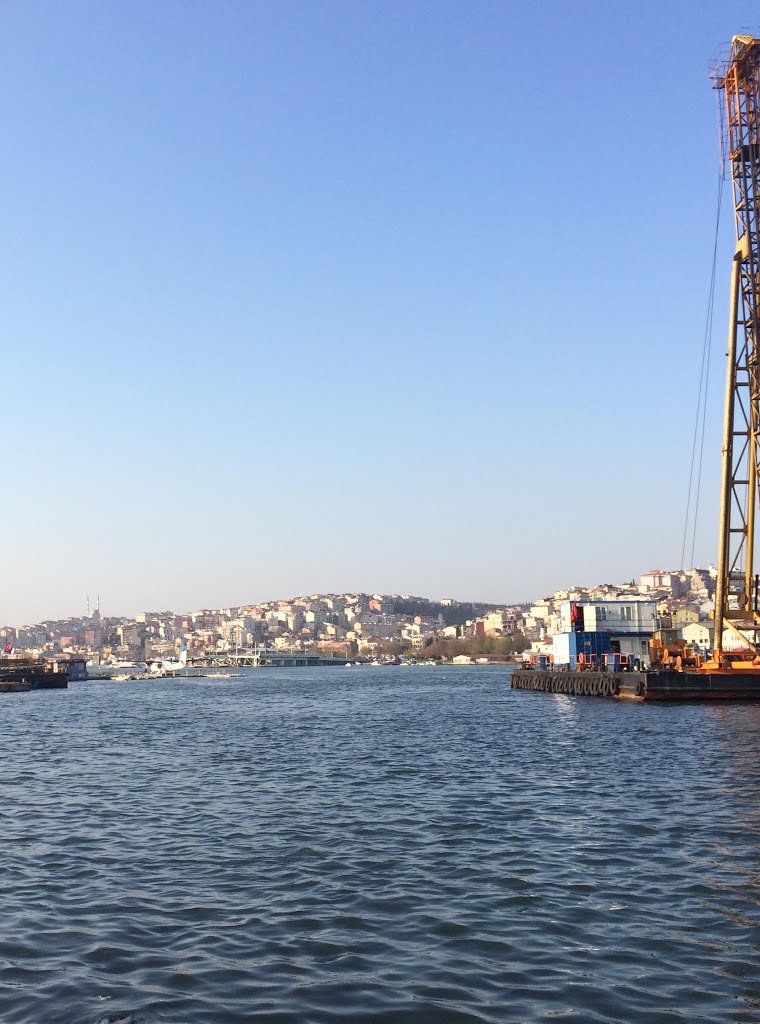 Balat, Park İçi Yolu, 34087 Fatih/İstanbul, Turkey by Hadi Kazu