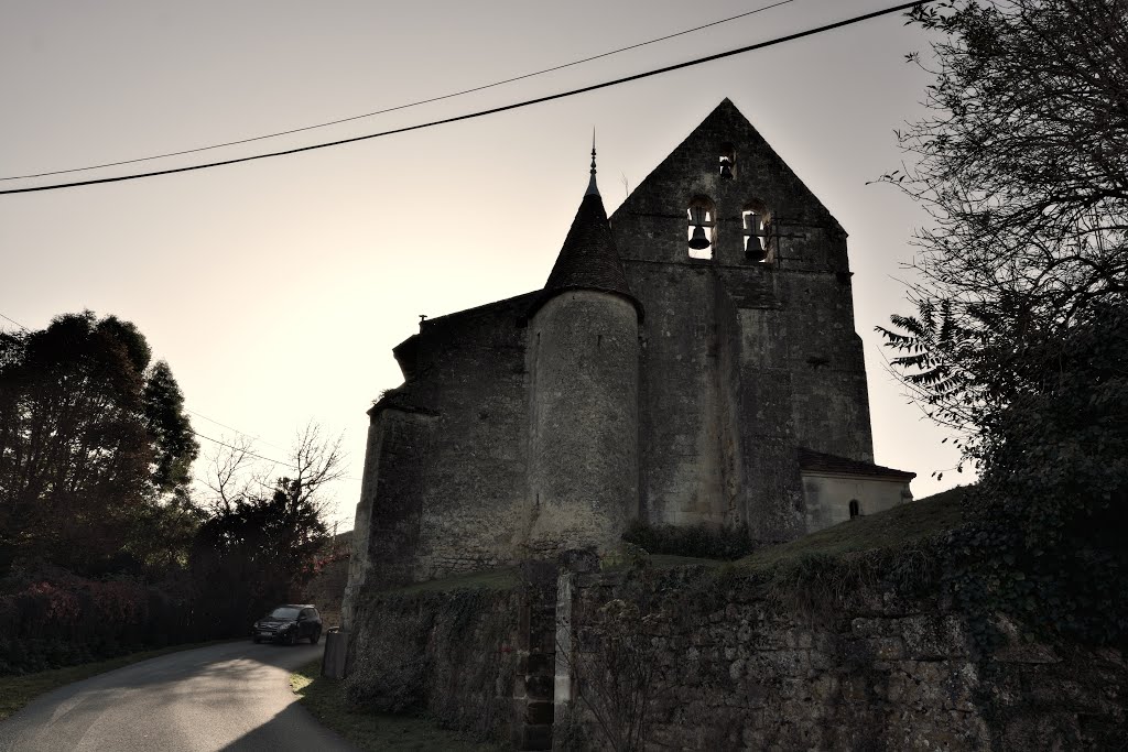 Romagne, France, Octobre 2014 by Photo Guide