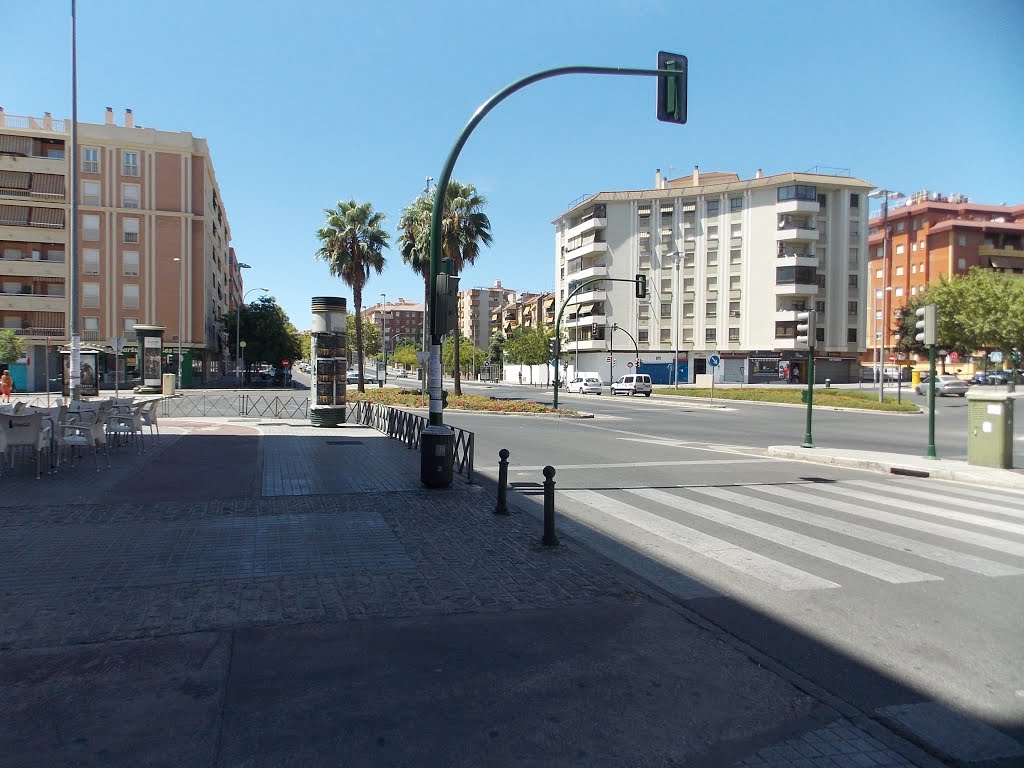 Avenida del Aeropuerto by S. Jimenez