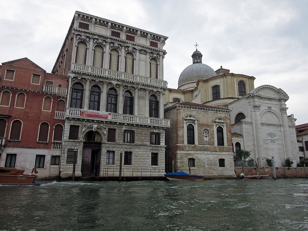 Grand Canal of Venice by Carmel Horowitz