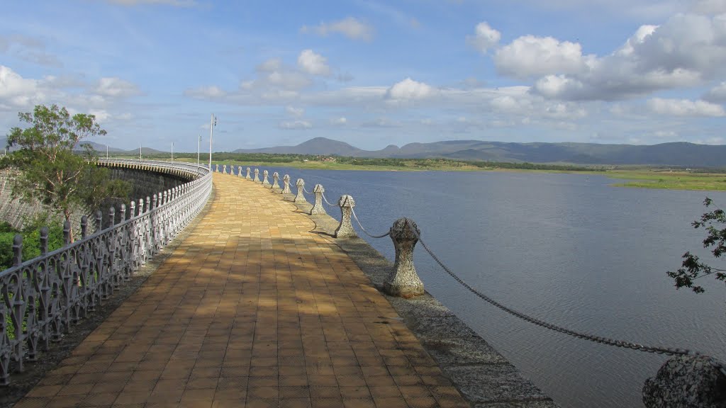 Açude do Cedro, Quixadá - CE by Robinson Barros