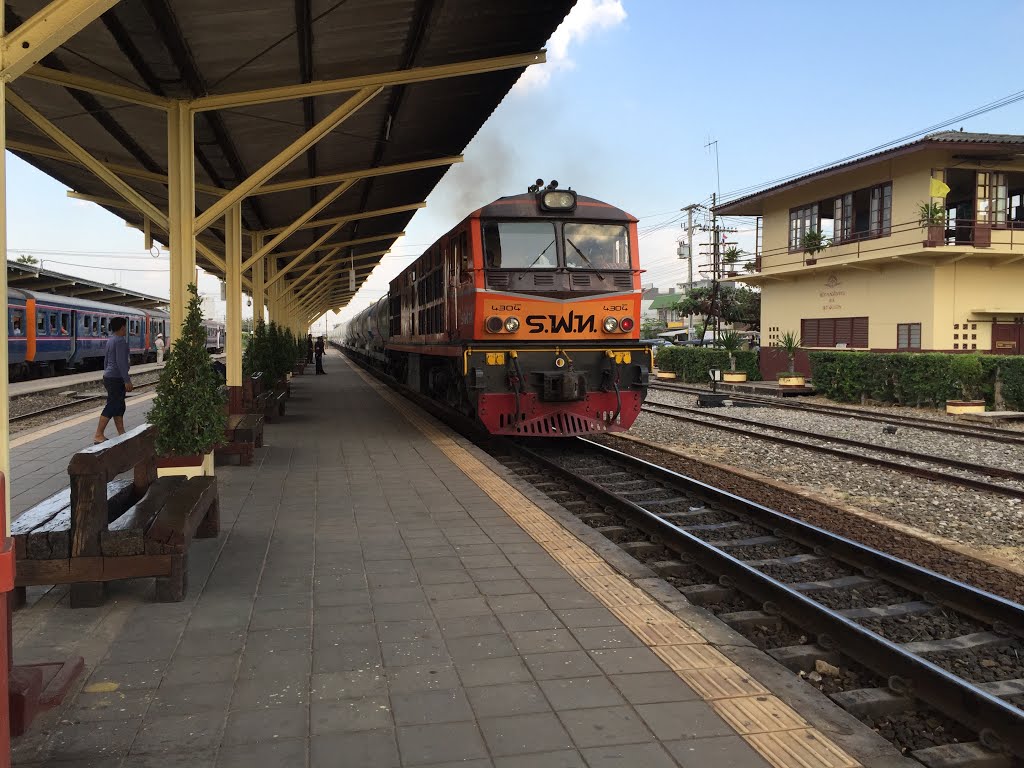 สถานีรถไฟนครราชสีมา by sailomparapim