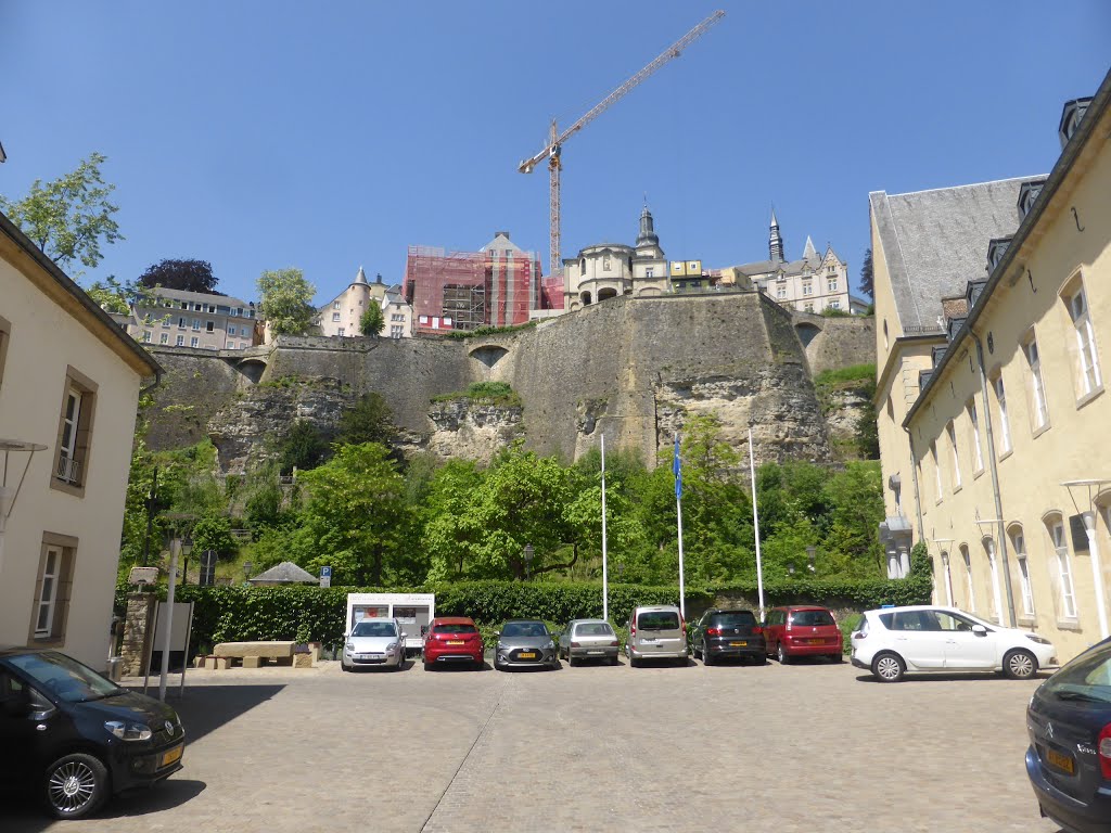 Gronn, Lëtzebuerg, Luxembourg by Nikos Sarantakos