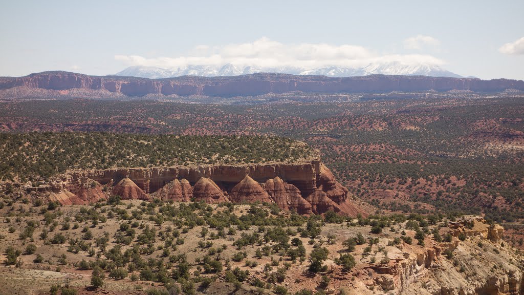 Garfield County, UT, USA by Pierre-Yves ANDRIET