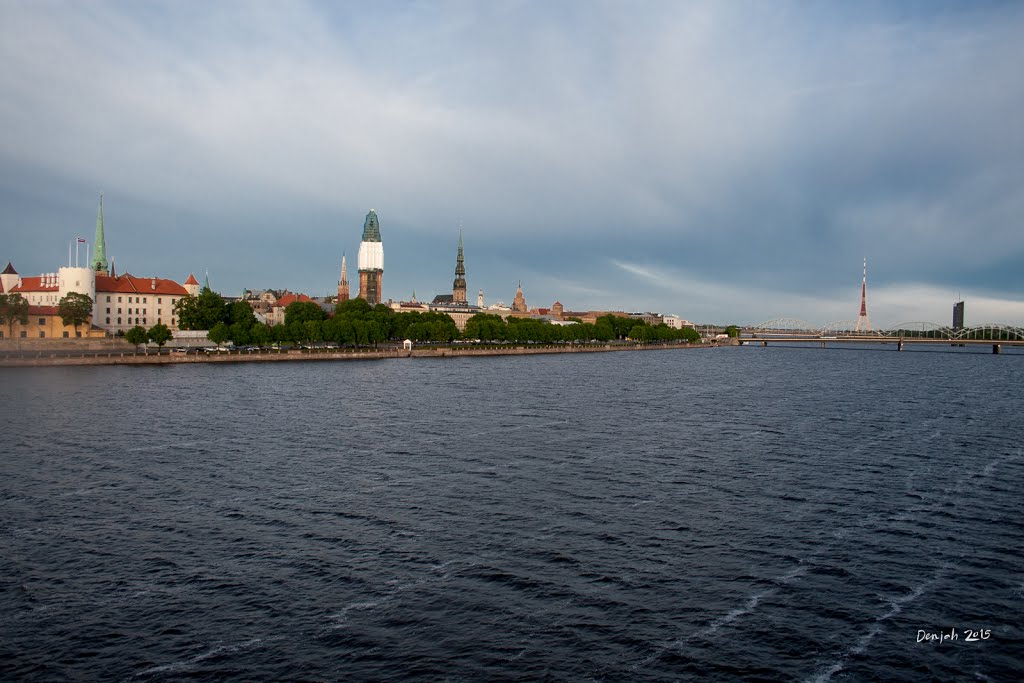 Ķīpsala, Kurzemes rajons, Rīga, Latvia by Денис Полоцк