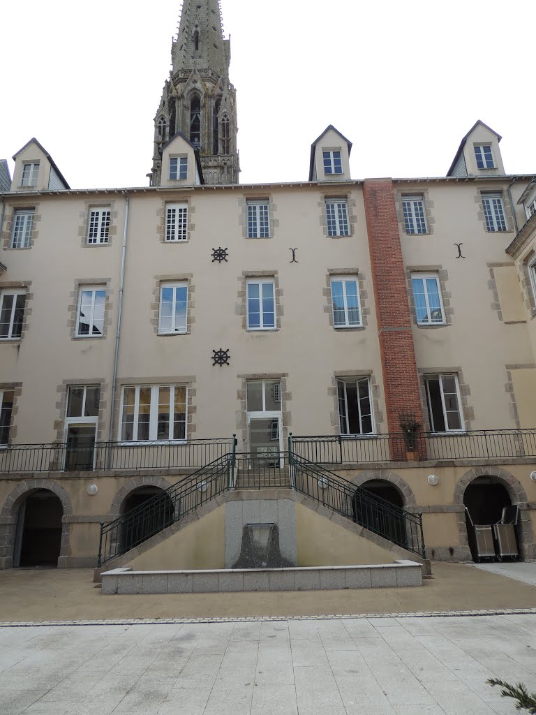 Saint-Laurent-sur-Sèvre, fontaine de la sagesse by tofil44