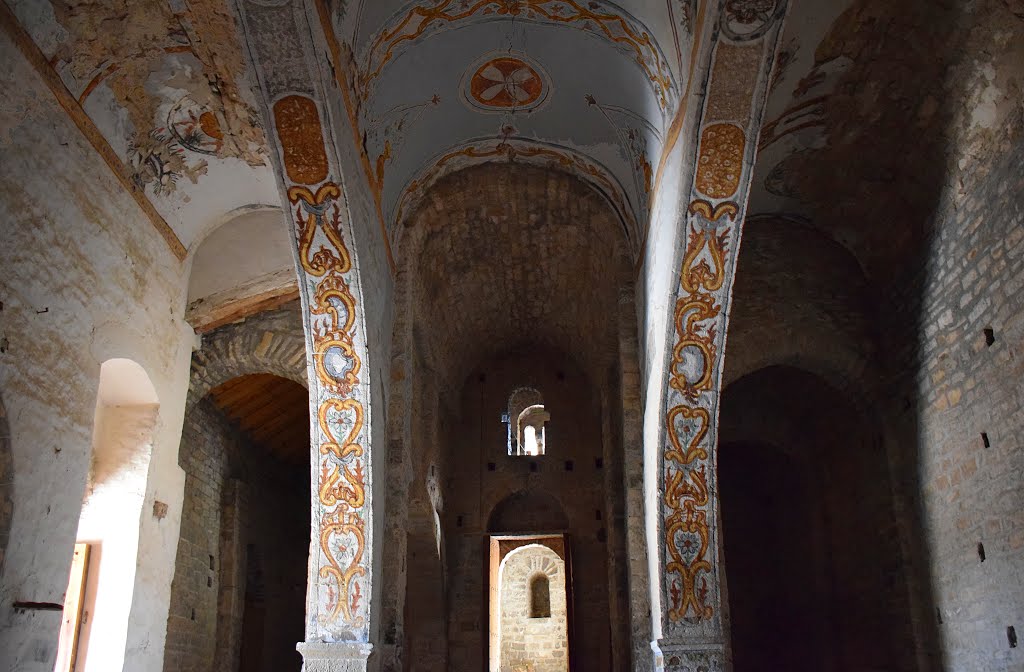 La iglesia de las golondrinas by JOSE ALBERTO RODRIGU…