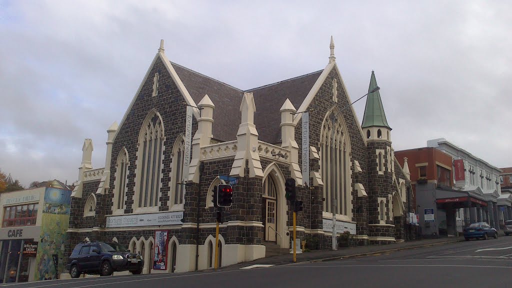 Dunedin, New Zealand by Shinox Treize