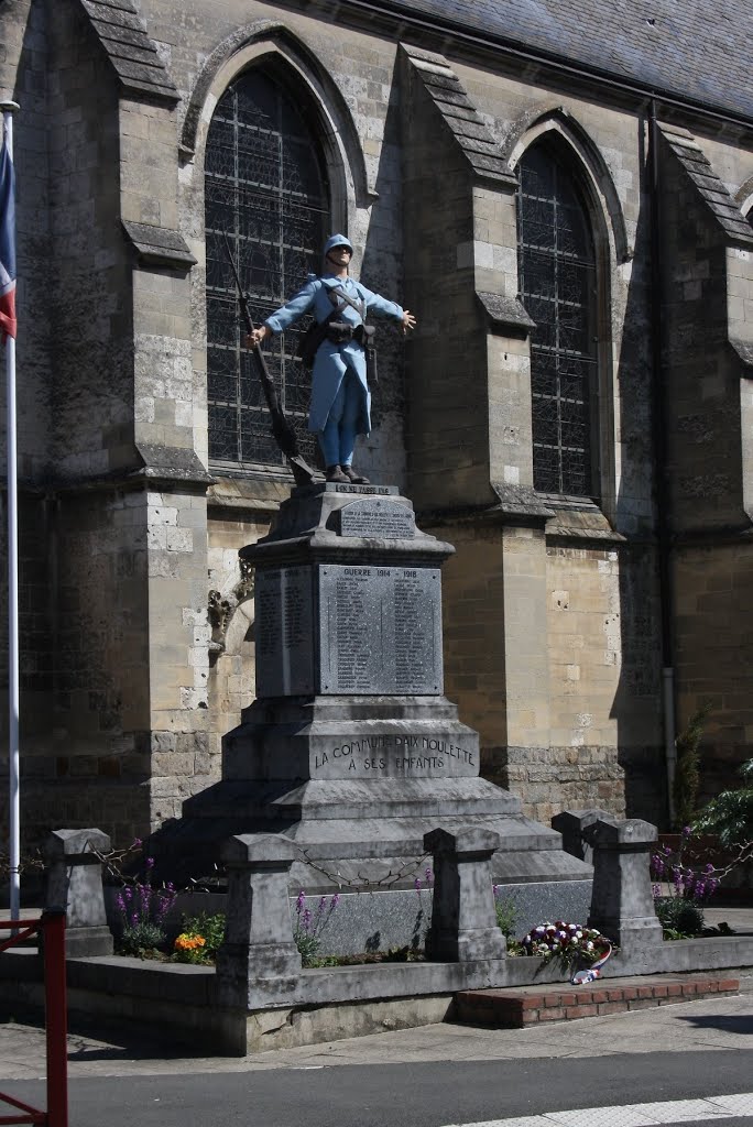 *Aix-Noulette: monument aux morts by Hans Briaire