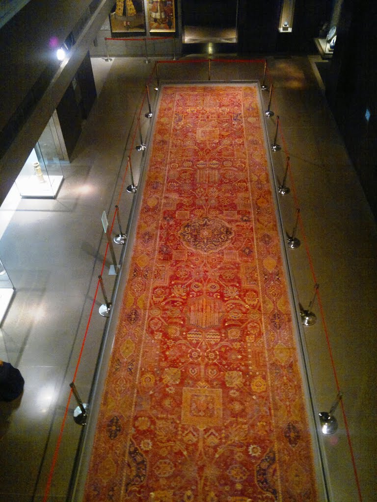 Museum of Islamic Art: carpet by Geo S