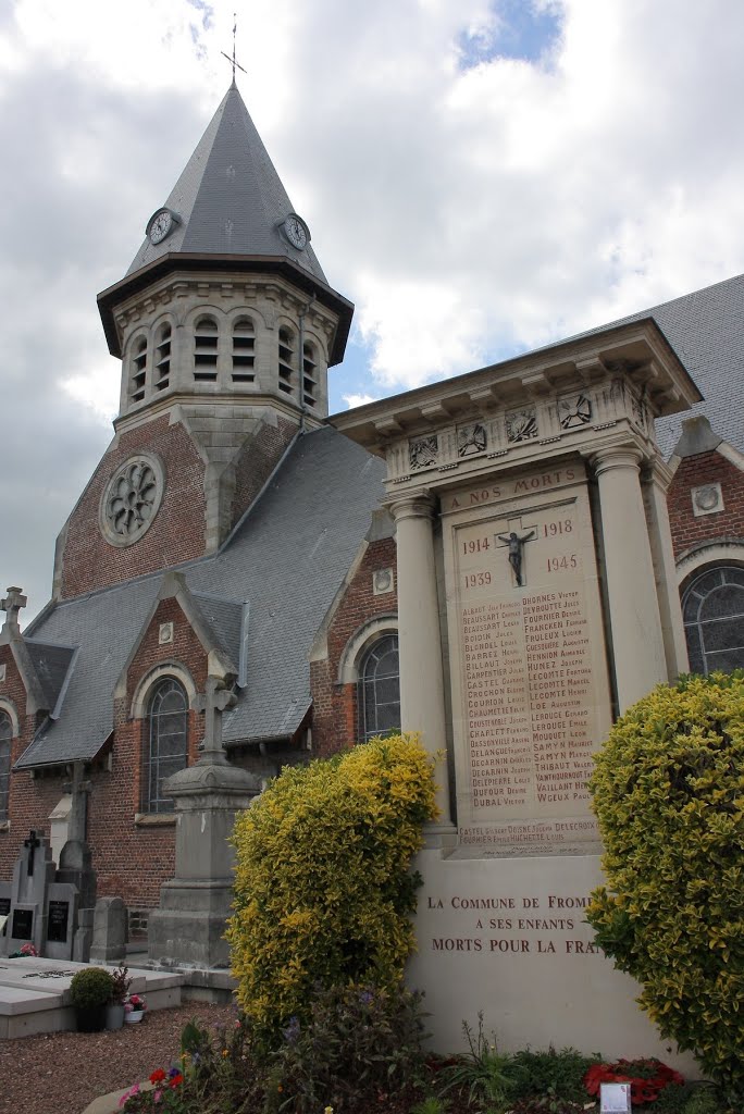 *Fromelles: monument aux morts et église by Hans Briaire