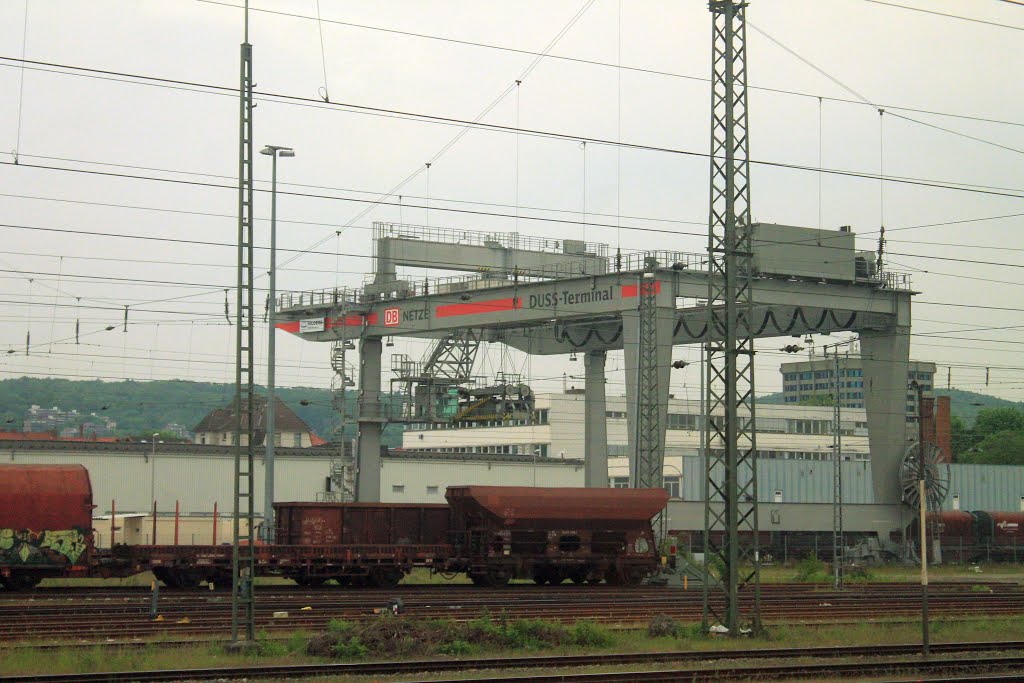 Containerterminal in Göttingen by Nico Neumüller