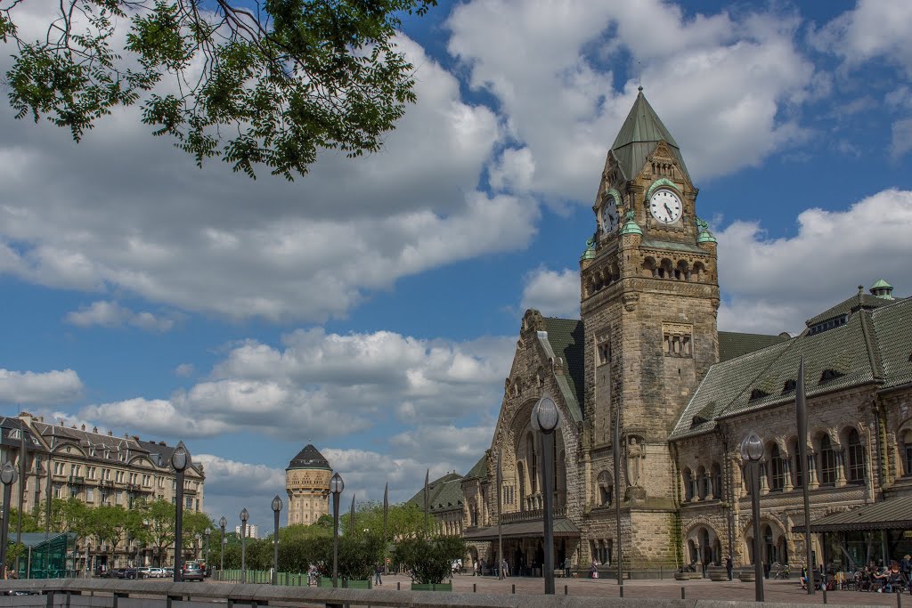 Quartier gare de Metz by Jean Martinelle