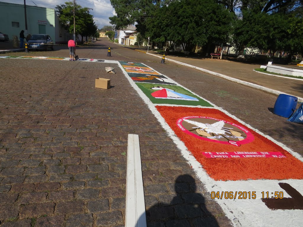 CORPUS CHRISTI - Rio Pardo - RS - Brasil by Luiz Gaspar Leal