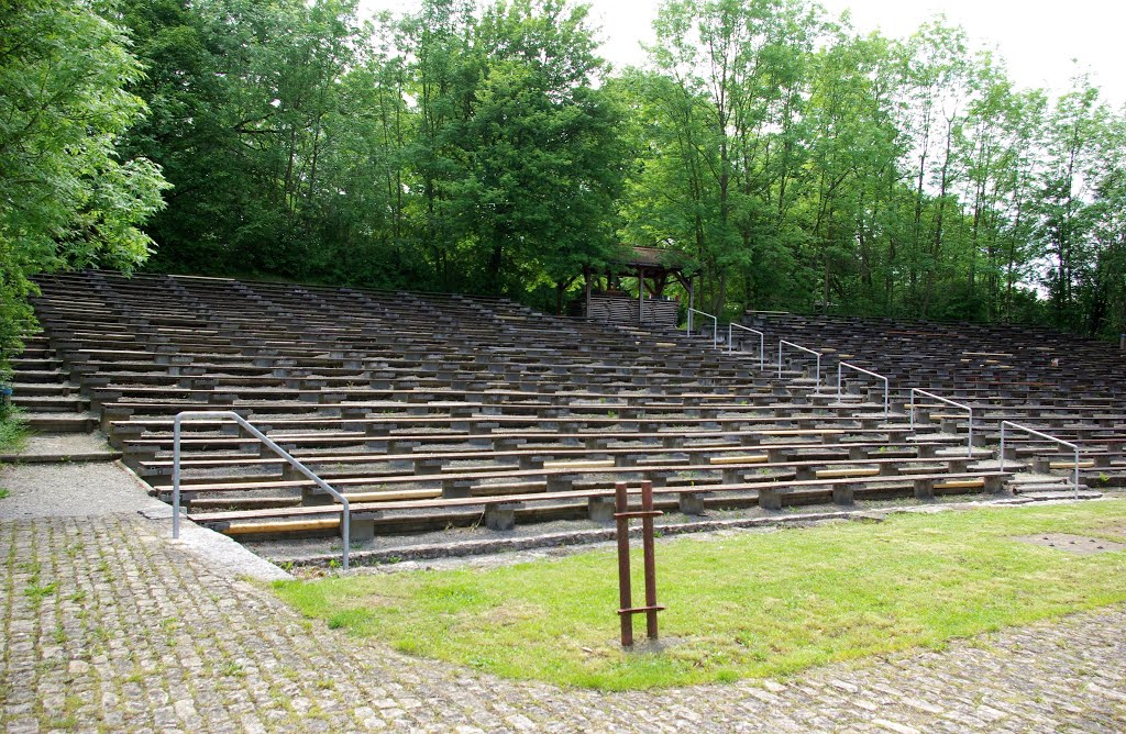 Freilichtbühne auf der Niederburg - Kranichfeld, n.S-O (i) by Jens H.