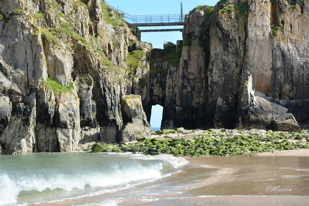 St Catherines House, 1 Castle Square, Tenby SA70 7BP, UK by Martin Smith