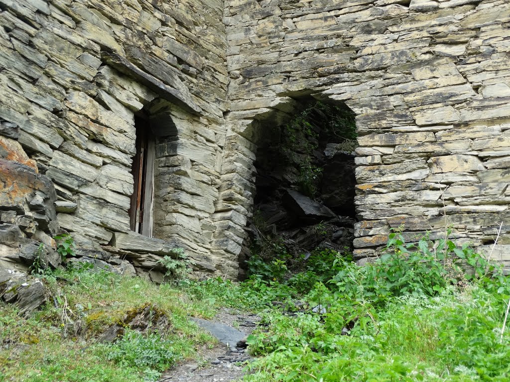 Stone Houses by PlamenB