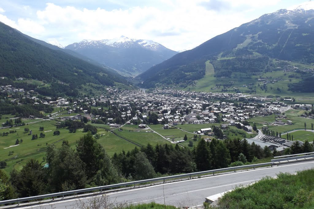 Bormio visto dalle Motte di Oga by fausto muscetti