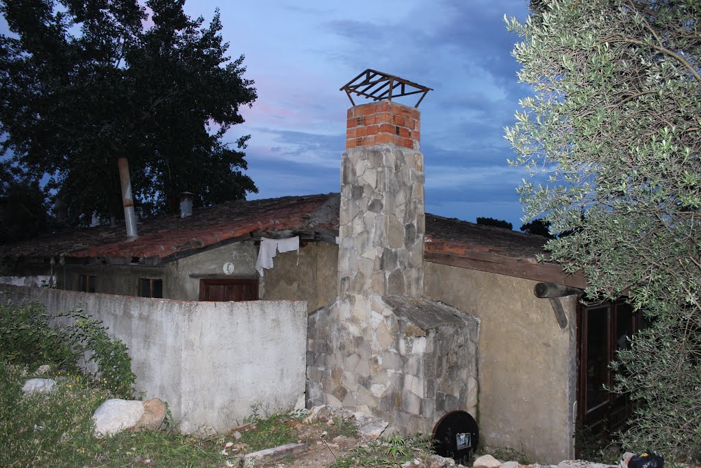 Beldibi Çifteçeşmeler, 07985 Göynük/Kemer/Antalya, Turkey by Vadzzim Luch