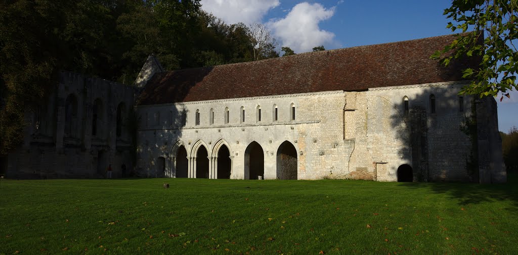 Abtei Fontaine-Guérard by stanzebla