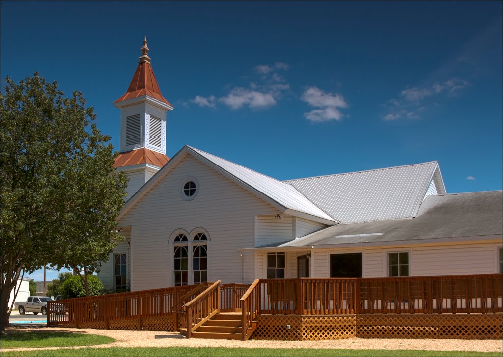 Leander United Methodist Church by Michael Thompson