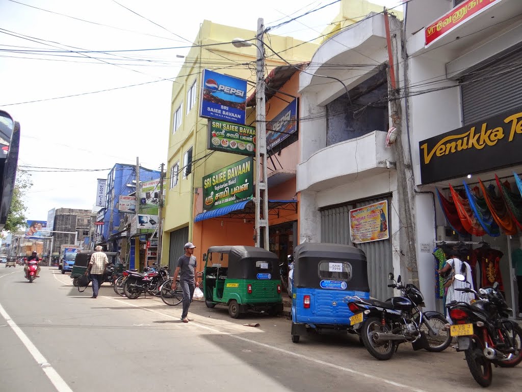 Chundukuli, Jaffna, Sri Lanka by Senanayaka Bandara