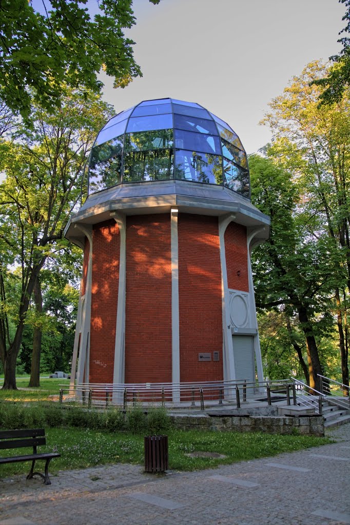 Częstochowa, park im. St. Staszica, Multicentrum by stemys