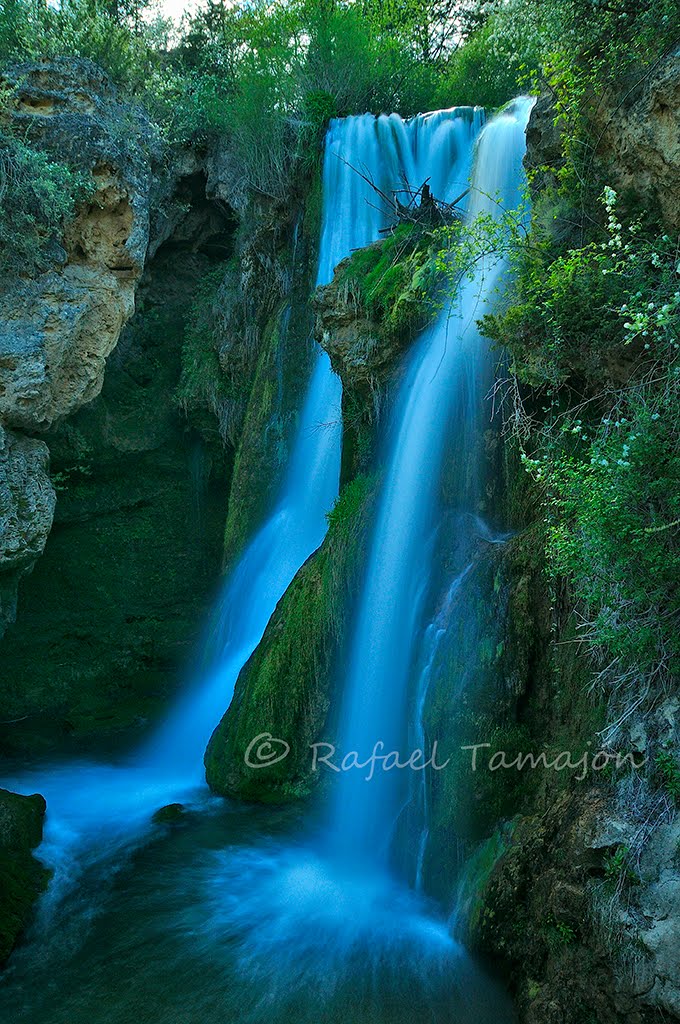 Cascada Batida by Rafael Tamajon