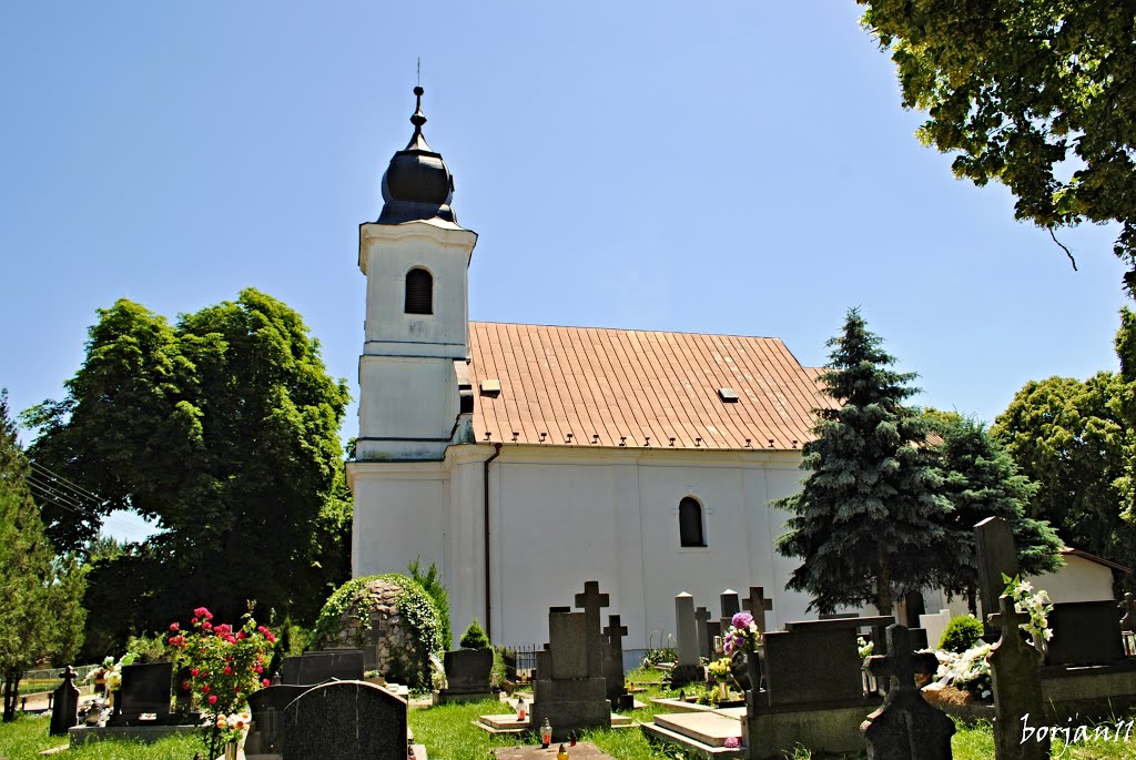 Kostol sv. Michala Archanjela v Cabaji-Čápore by borjan11