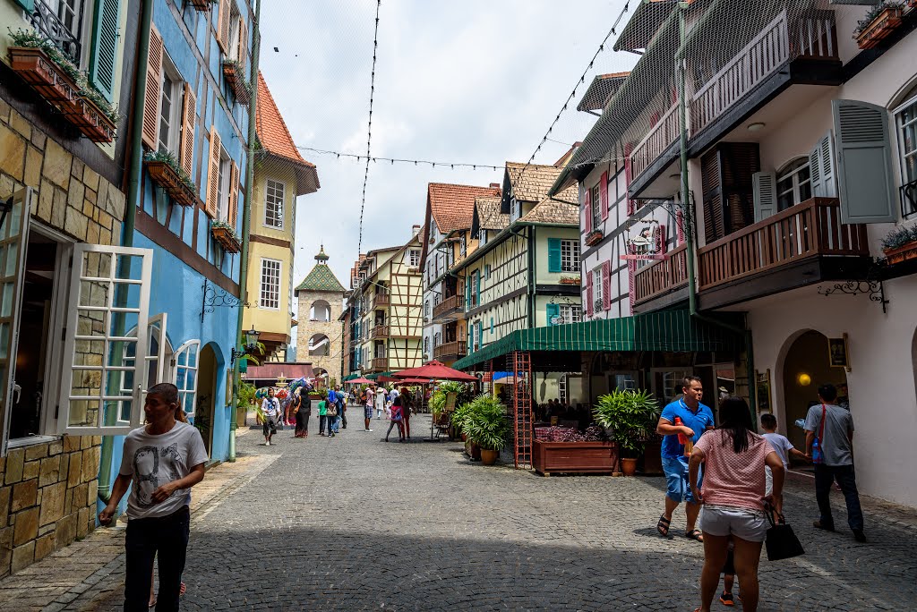 Bukit Tinggi by Alecnicekick